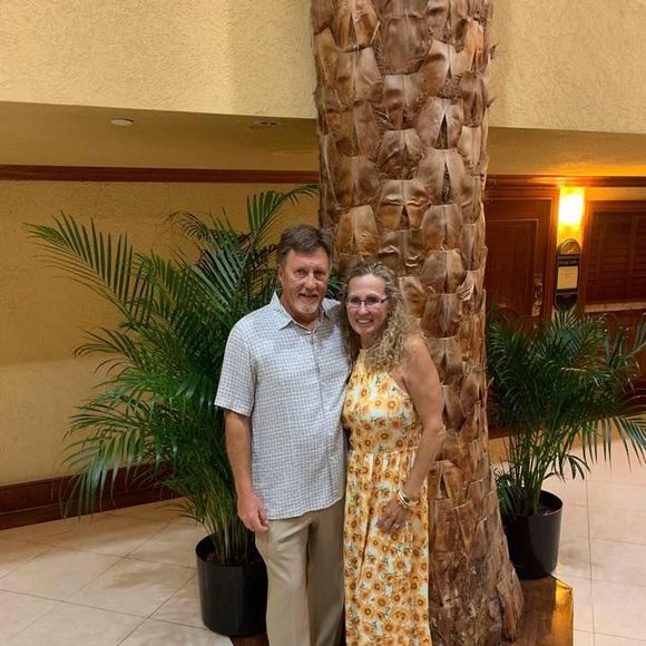 Meet your Posher, Robin - Picture 1 of 1